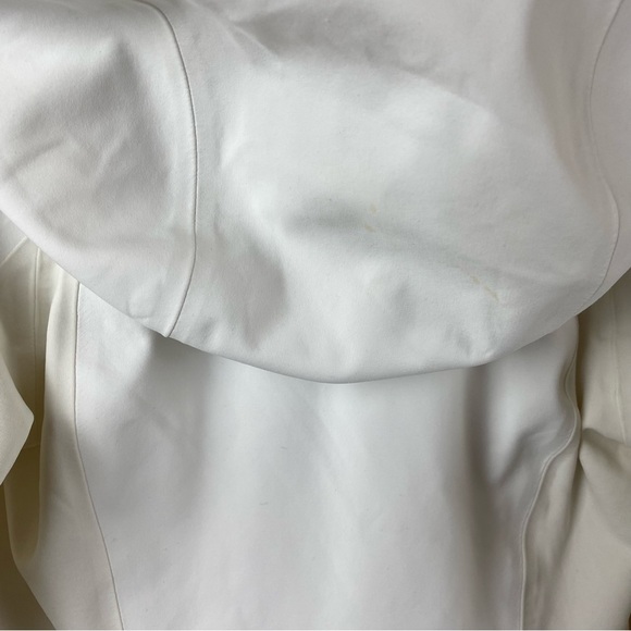 Lululemon Cross Chill Jacket - Picture 7 of 11